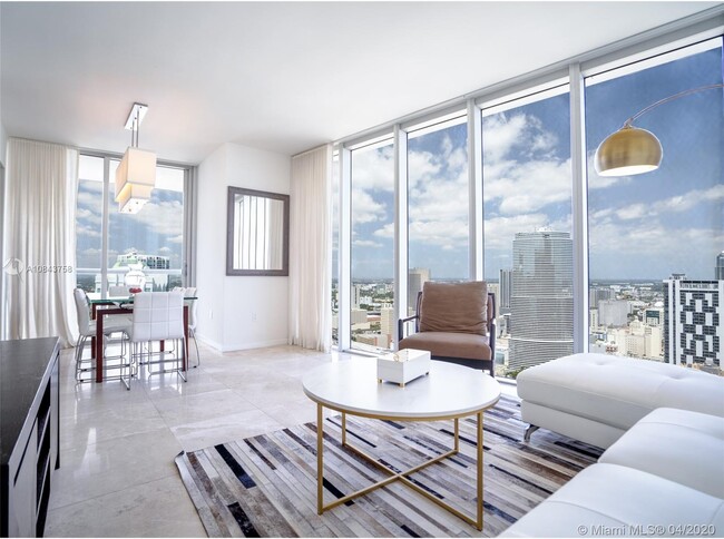Building Photo - 485 Brickell Ave