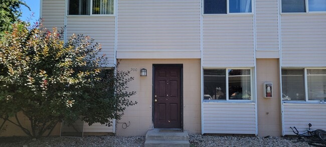 Foto del edificio - Clean 2 bedroom