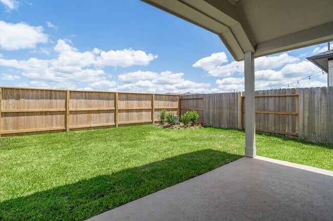 Foto del edificio - 27122 Butterfly Mint Ln