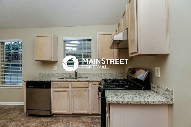Foto del edificio - 3 Bedroom Pet-Friendly Home in Lithonia, G...