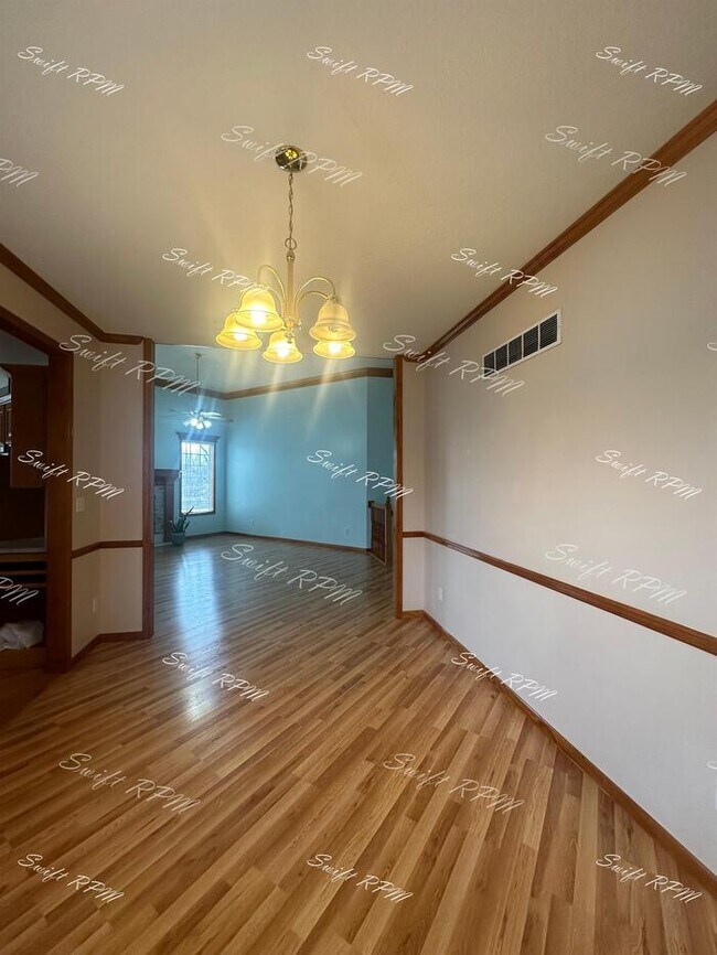 Building Photo - 19500 East 12th Terrace N