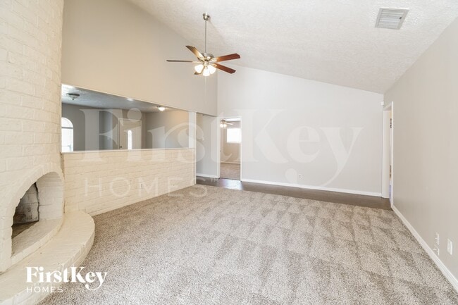 Foto del edificio - 9822 Hughes Ranch Rd
