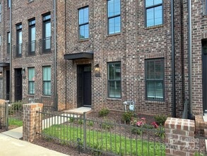 Building Photo - 222 Gilead Rd