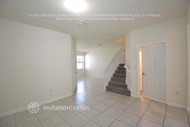 Building Photo - 3422 W 106th Terrace