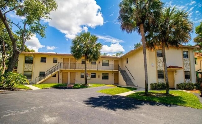 Building Photo - 11430-11442 Building Coral Springs