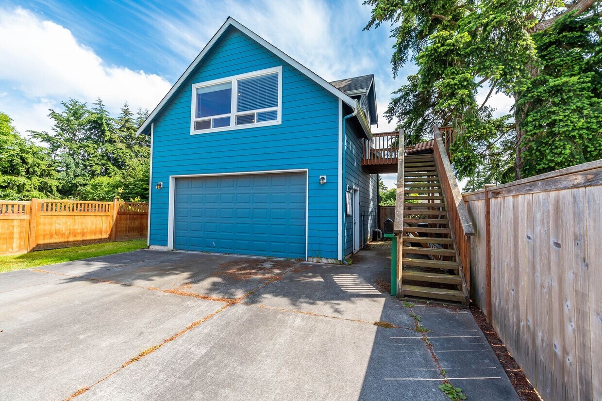 1038 NE Summit Loop, Coupeville, WA 98239 House Rental in Coupeville