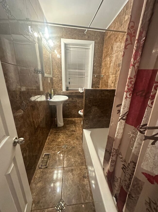 Foto del edificio - 5446 Walnut St