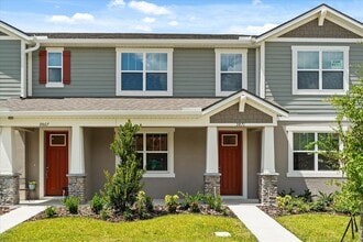 Building Photo - 9871 Walkway Dr