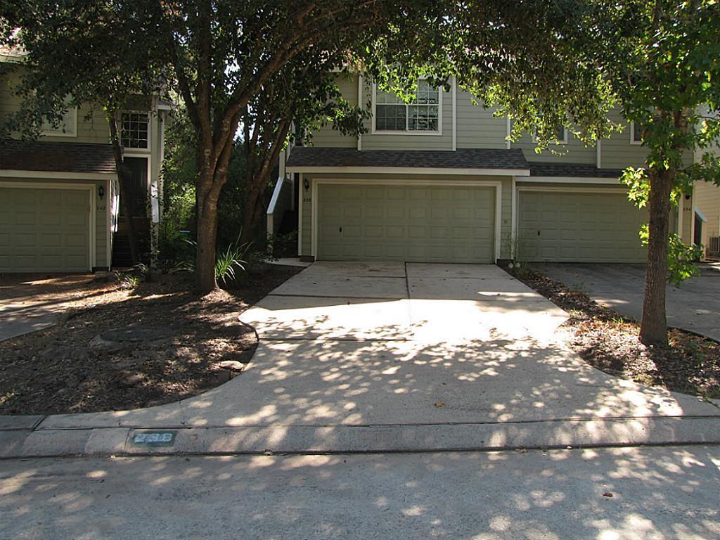Primary Photo - 238 S Walden Elms Cir