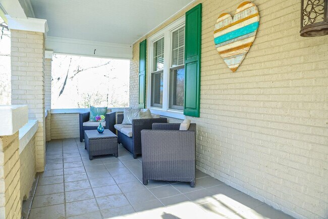 Foto del edificio - 3002 Maywood Ave SW