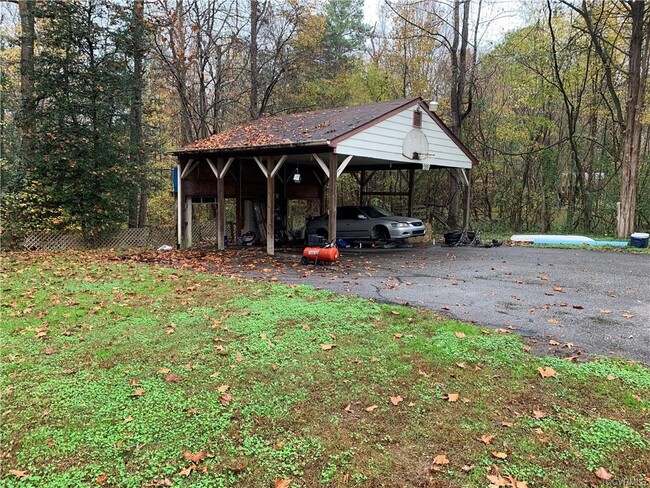 Building Photo - 12120 Bundle Rd