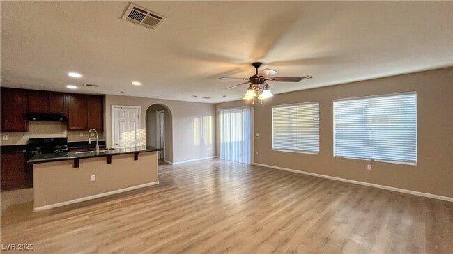 Foto del edificio - 721 E Caballo Hills Ave