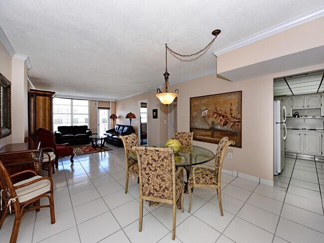 Foto del edificio - 3450 S Ocean Blvd