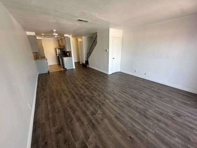 Building Photo - Charming Two-Bedroom Condo in Montebello w...