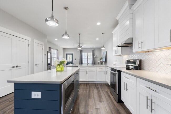 Photo - 1734 Pecan St Townhome