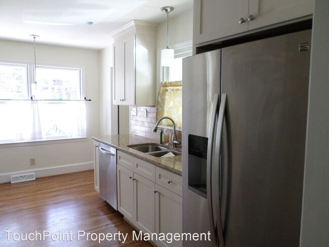 Building Photo - 2 br, 2 bath House - 5135 Chadwick Place