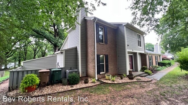 Foto del edificio - 3 br, 2.5 bath House - 240 Clancy Circle