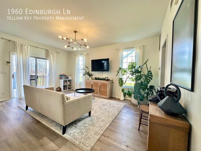 Foto del edificio - 1960 Edinburgh Ln