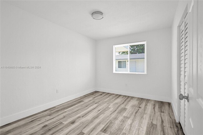 Foto del edificio - 2439 NW 81st Terrace