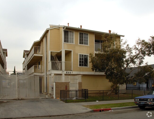 Building Photo - Bldg 2