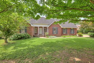 Building Photo - 405 Sandi Ct