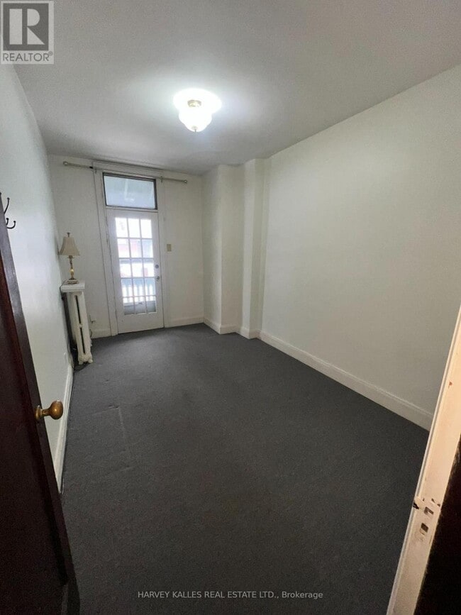 Building Photo - 181 Jane St