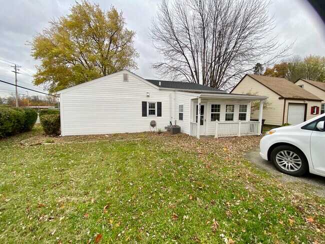 Front of the house - 6101 Wilmarbee Dr