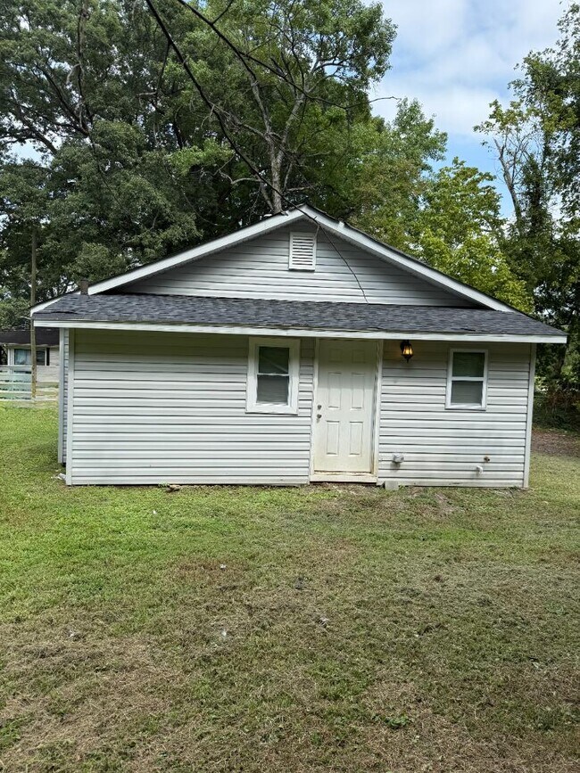 Foto del edificio - 910-B Richardson Ave.