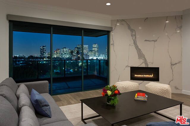 Foto principal - 10490 Wilshire Blvd