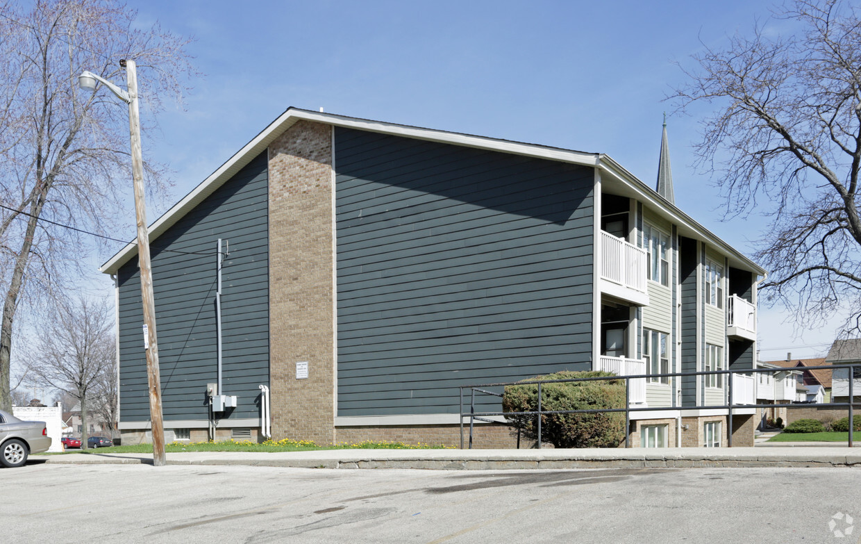 Foto principal - McKinley Gardens Apartments