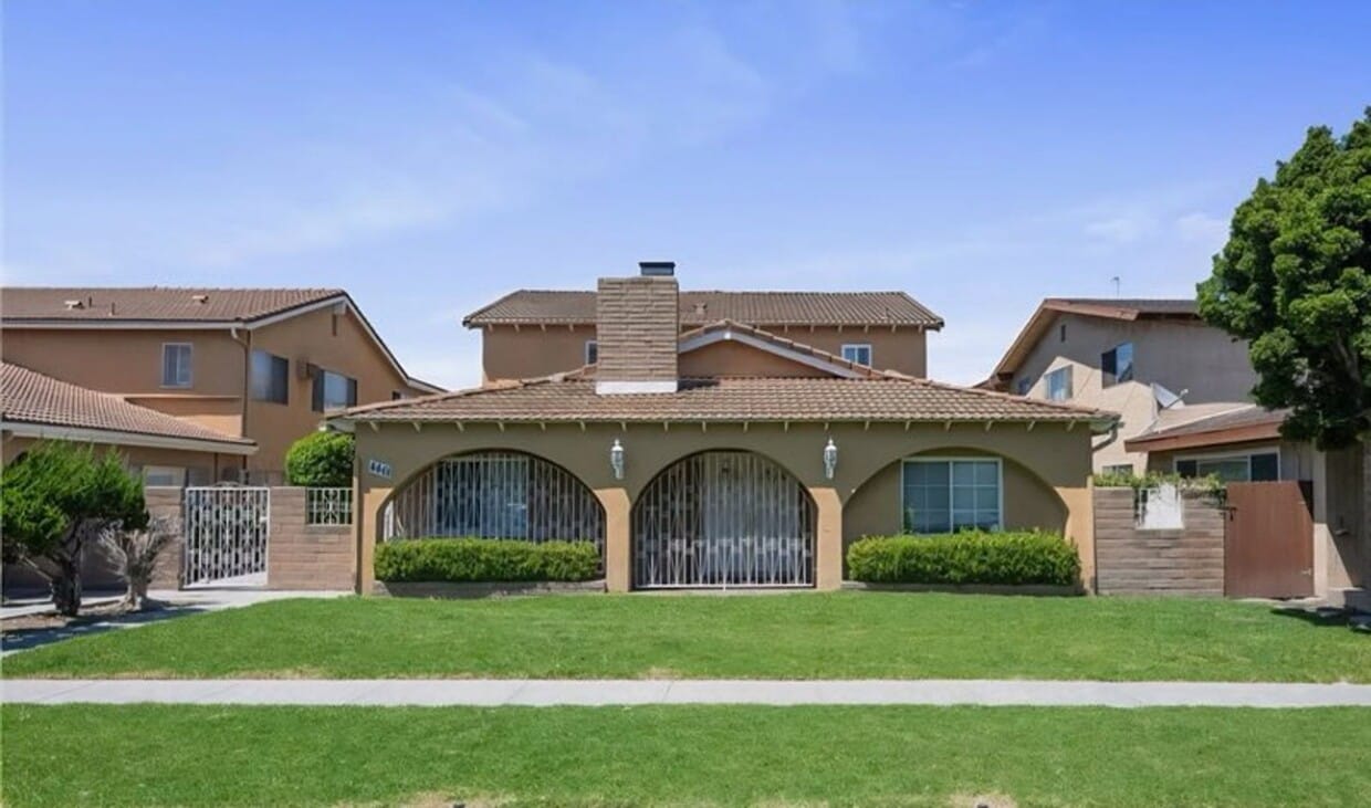 Foto principal - 4461 Green Ave