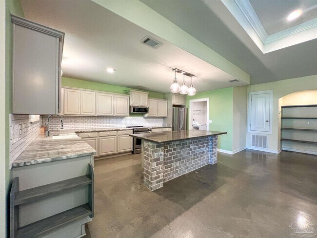 Foto del edificio - 4906 Landmark Ln