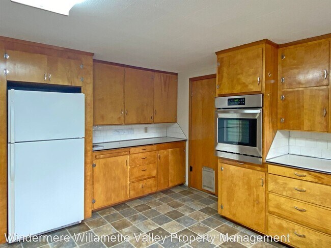 Building Photo - 3 br, 1 bath House - 38956 SW 2nd Ave