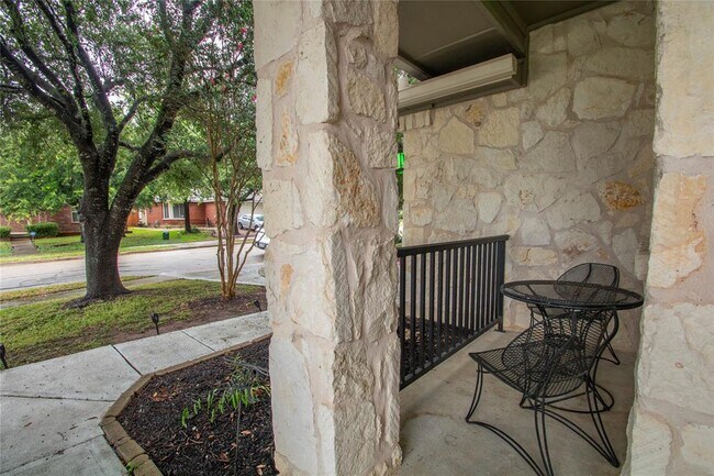Building Photo - 1109 Traci Michelle Dr
