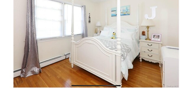 Bedroom 2 - 64 Boltis St