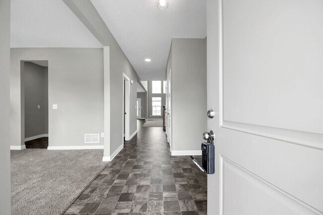 Building Photo - 568 Wellington Cross Drive