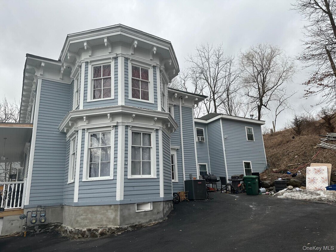 Foto del edificio - 230 Greenwich Ave