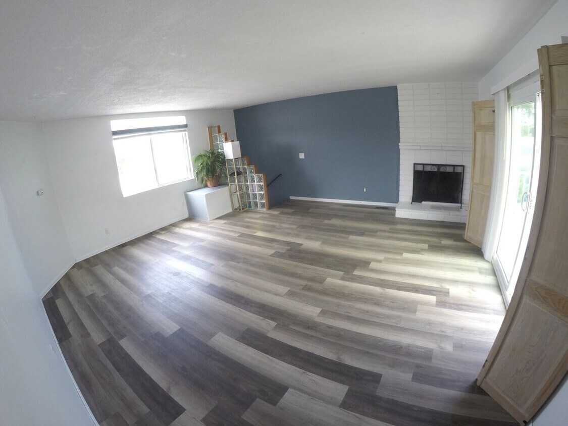 Foto principal - 1631 Van Horne Ln