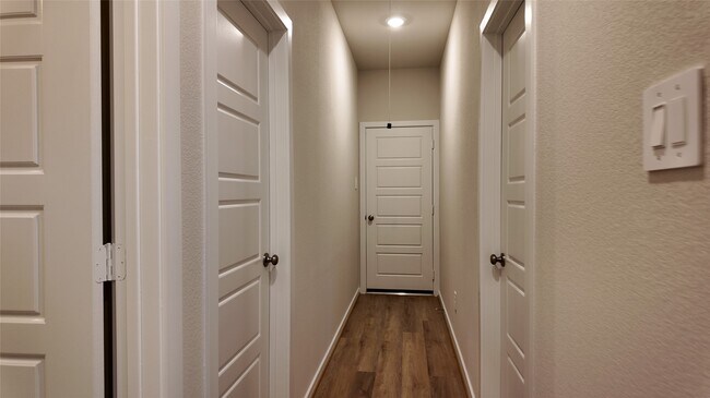 Building Photo - 14206 Granger Pointe Ln