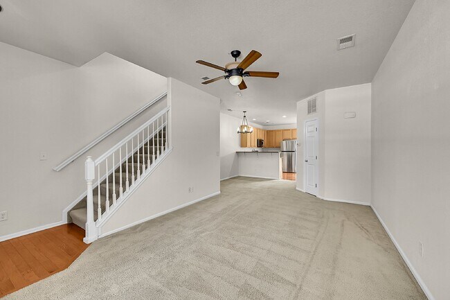 Foto del edificio - $1,795.95- 2-Bed 2.5 Bath Townhome in Colorado Springs with Fenced-in Yard and Laundry In Unit!
