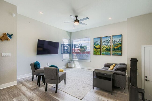 Foto del edificio - 5160 Ward Rd