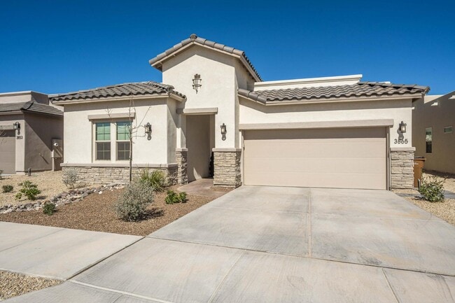 Building Photo - 3865 Jericho St