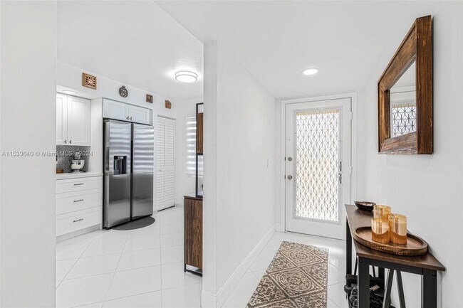 Foto del edificio - 1101 SW 128th Terrace
