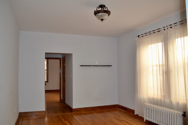 Foto del edificio - 6 E 97th St