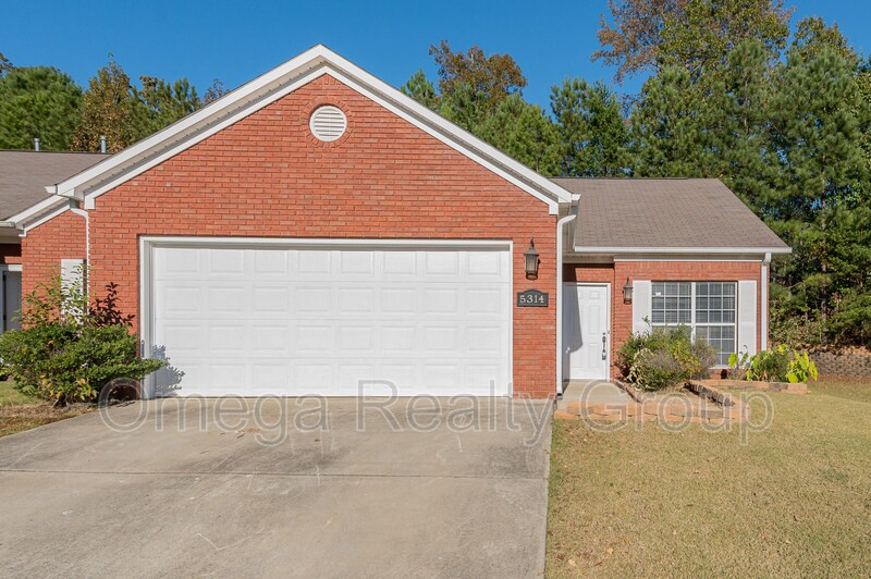 Primary Photo - 5314 Austin St