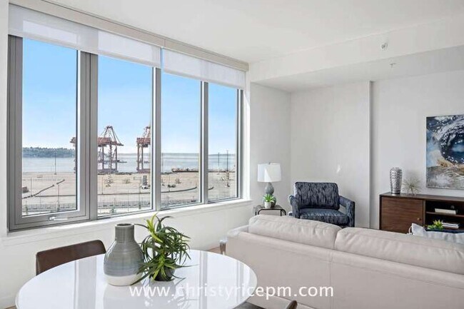 Foto del edificio - 590 1st Ave S