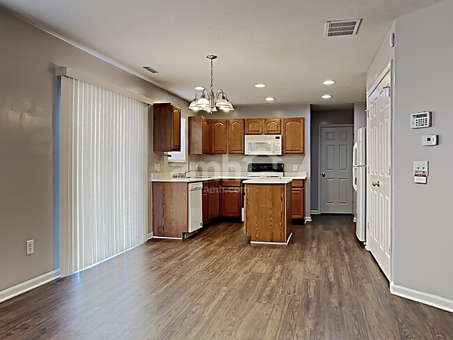 Foto del edificio - 1276 Ivory Ct