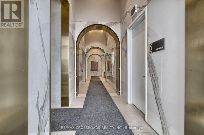 Building Photo - 1000 Portage Pkwy