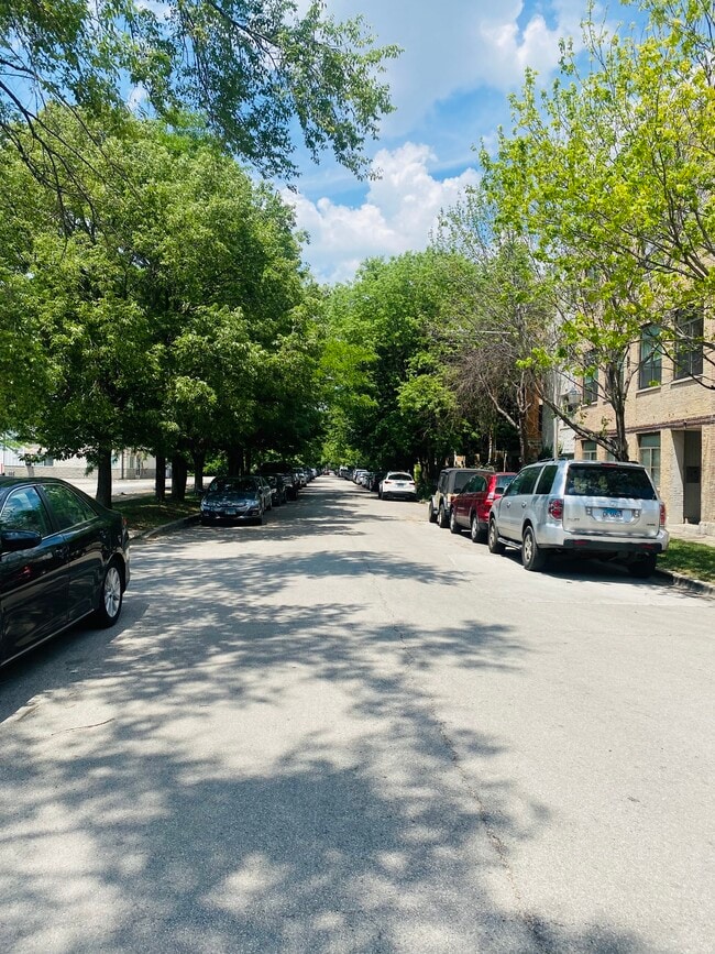 Building Photo - 2221 N Lister Ave