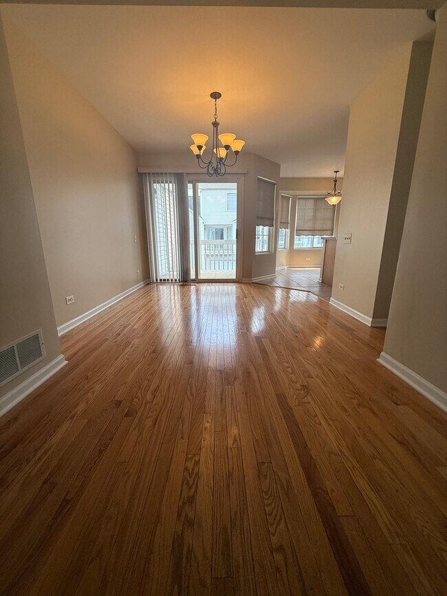 Foto del edificio - 1722 Middlebury Dr